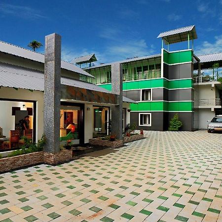 Thekkady Spice Valley Holiday Hotel Eksteriør billede